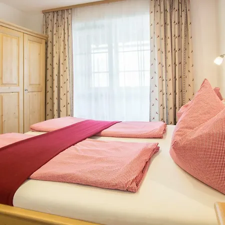 Hinterstrasser * 몬드시