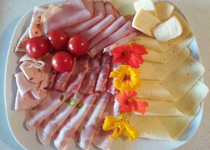 Hinterstrasser Farma